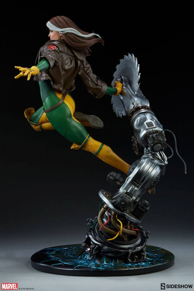 Rogue Statue Sideshow