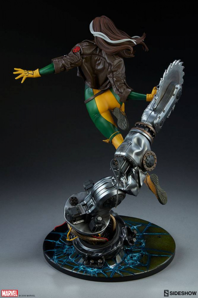 Rogue Statue Sideshow