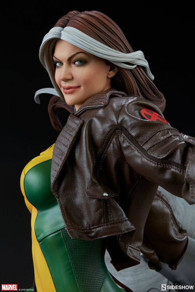 Rogue Statue Sideshow