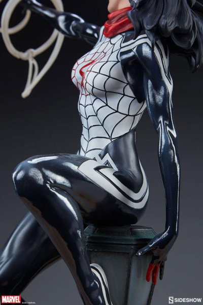 Silk Statue