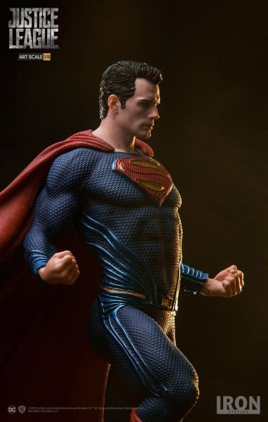 Superman Art Scale Statue