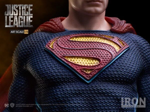 Superman Art Scale Statue