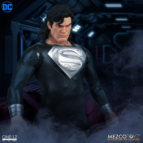 Superman (Recovery Suit Edition) Actionfigur 1:12 Mezco, DC Comics, 16 cm