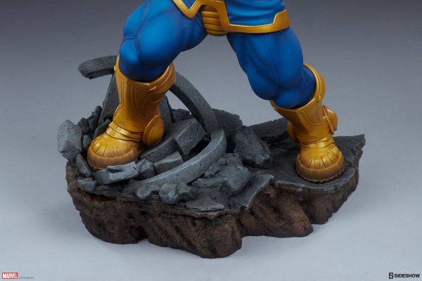 Thanos Statue