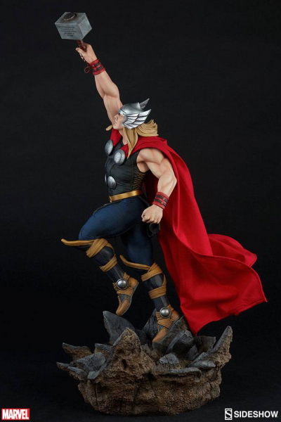 Thor Statue Sideshow