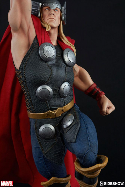 Thor Statue Sideshow