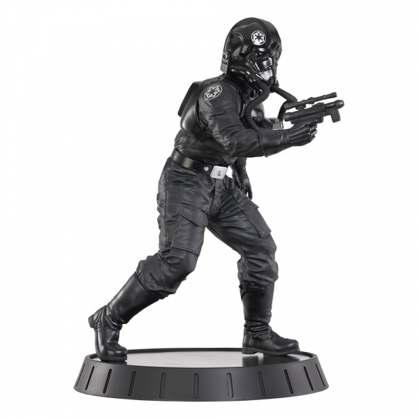 TIE Pilot Statue 1:6 Movie Milestones, Star Wars: Episode IV, 30 cm