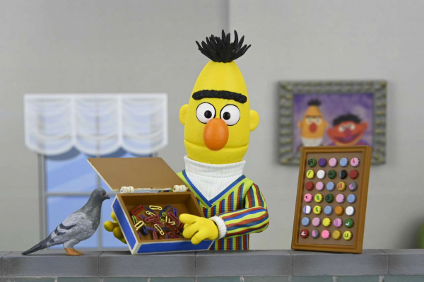 Ultimate Bert Action Figure, Sesame Street, 18 cm