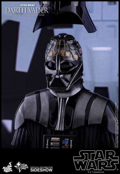 Hot Toys Darth Vader