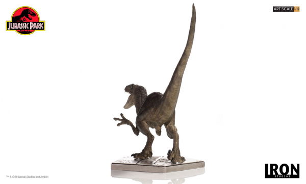 Velociraptor Statue