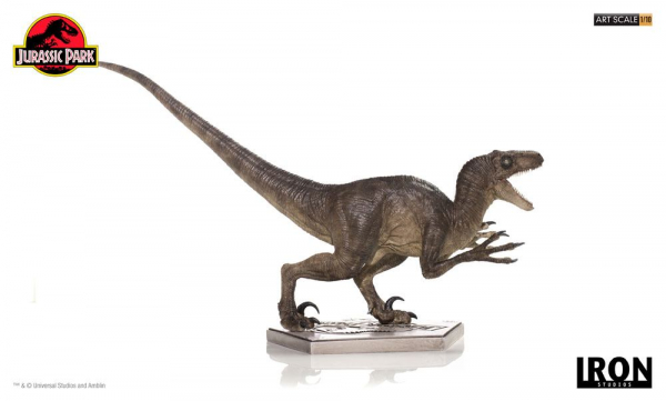 Velociraptor Statue