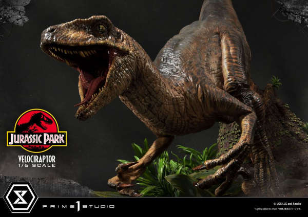 Velociraptor Attack Statue 1:6 Legacy Museum Collection, Jurassic Park, 38 cm