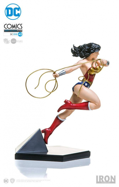 Wonder Woman Art Scale