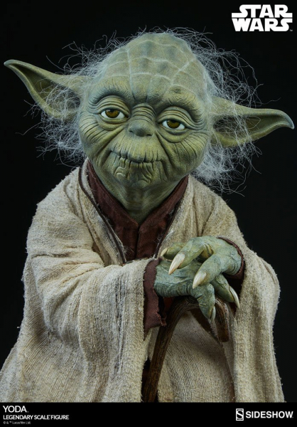 Yoda Legendary Scale Statue