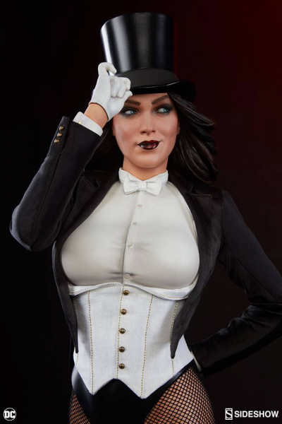 Zatanna Premium Format