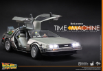 Hot Toys DeLorean